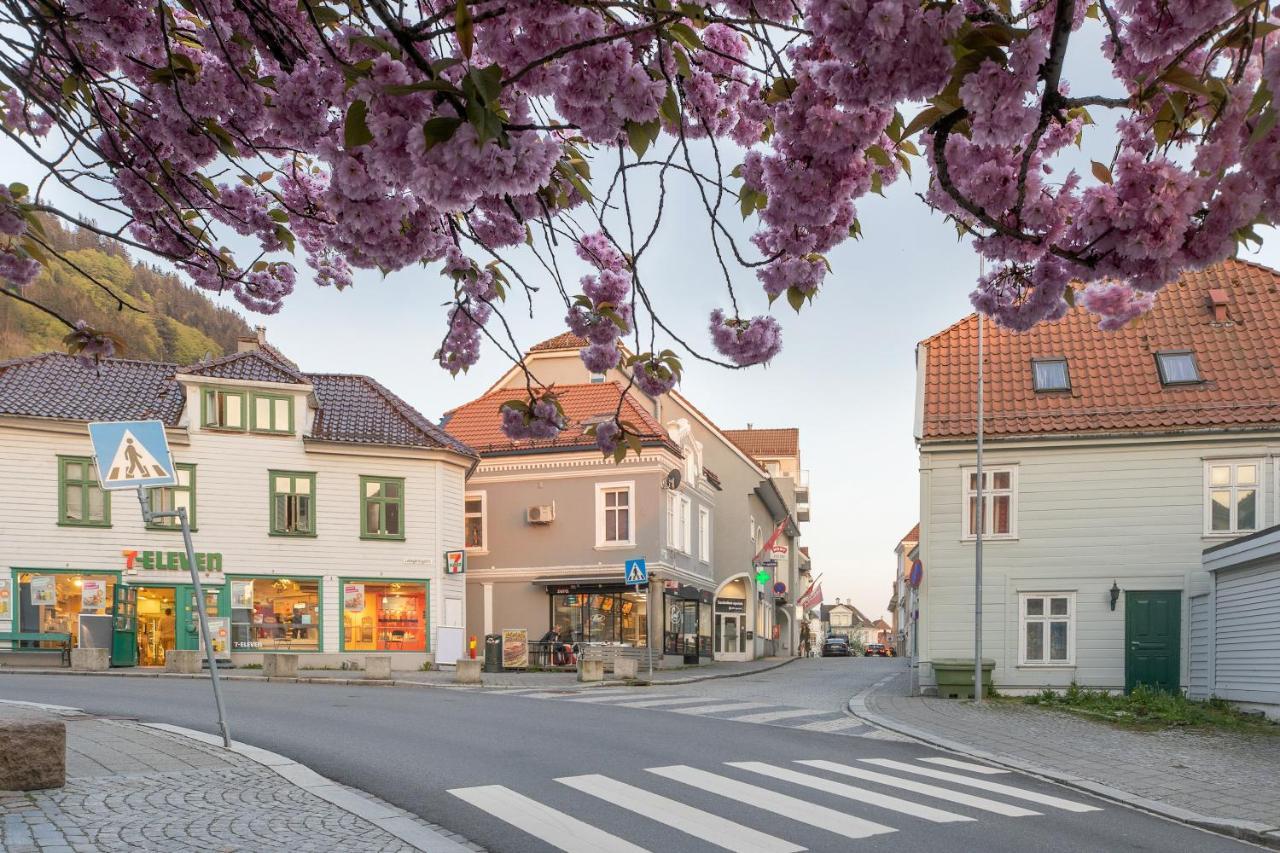 Behind Bryggen - Renovated - Budget Friendly Bergen Exterior foto